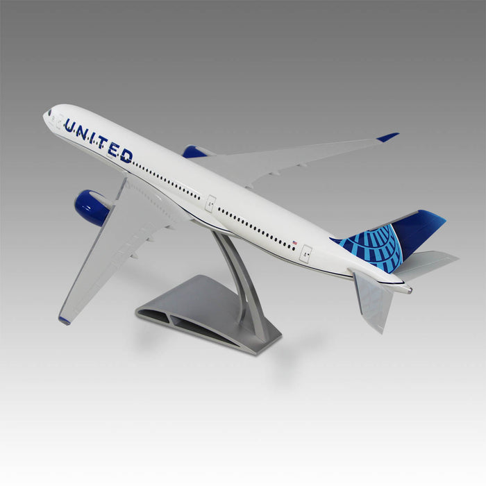 United Airlines A350-900 Desktop Model in 1/100 Scale