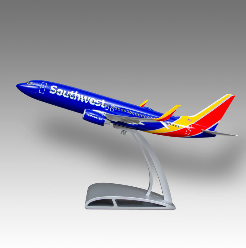 Southwest Airlines 737-800 Desktop Model in 1/100 Scale
