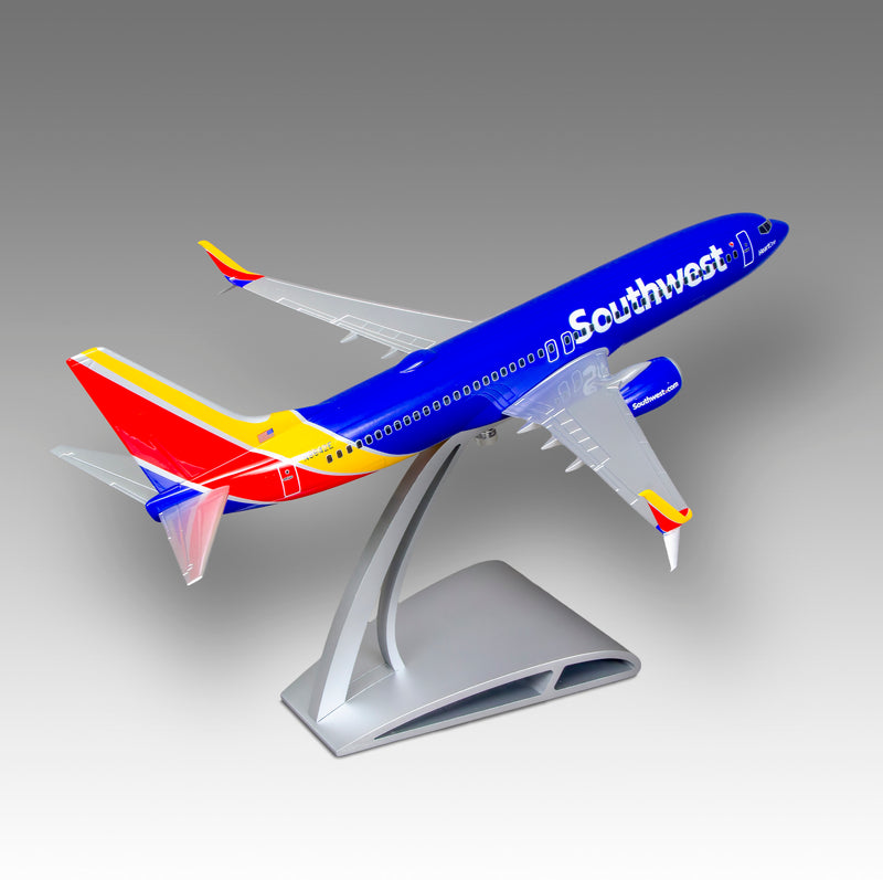 Southwest Airlines "Heart One" 737-800 Desktop Model in 1/100 Scale