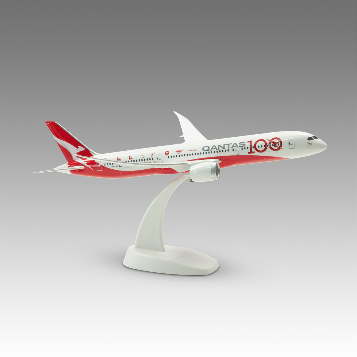 Qantas Airways Centenary 787-9 Desktop Model 1/200 Scale — The Model ...