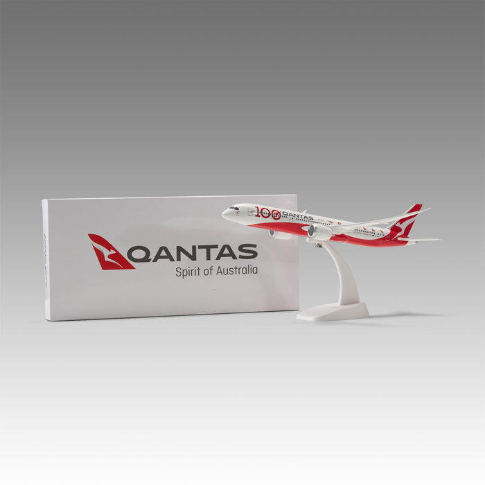 Qantas Airways Centenary 787-9 Desktop Model 1/200 Scale