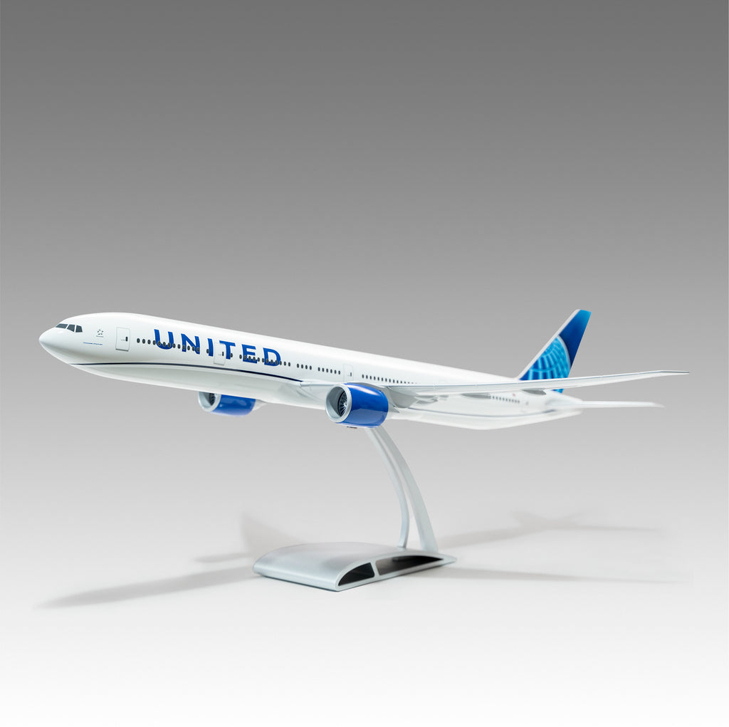 United 777-300 Desktop Model in 1/100 Scale — The Model Shop