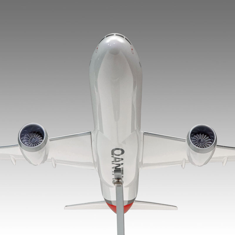 Qantas 787-9 Aircraft model in 1/100 scale with Airfoil base