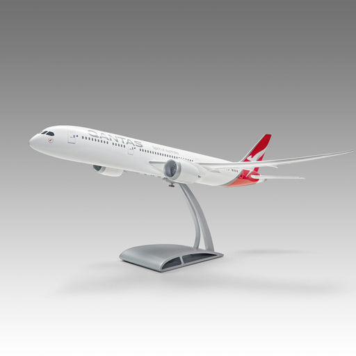 Qantas 787-9 Aircraft model in 1/100 scale with Airfoil base