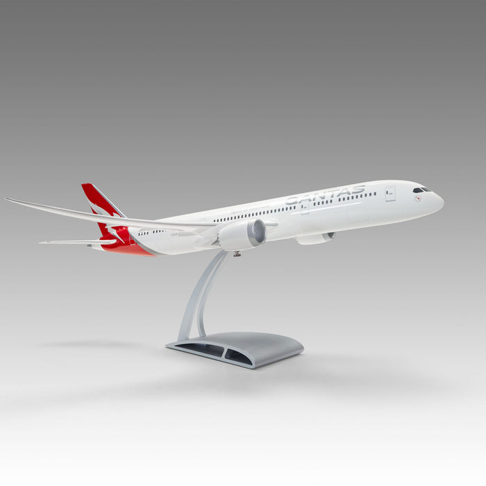 Qantas 787-9 Aircraft model in 1/100 scale with Airfoil base